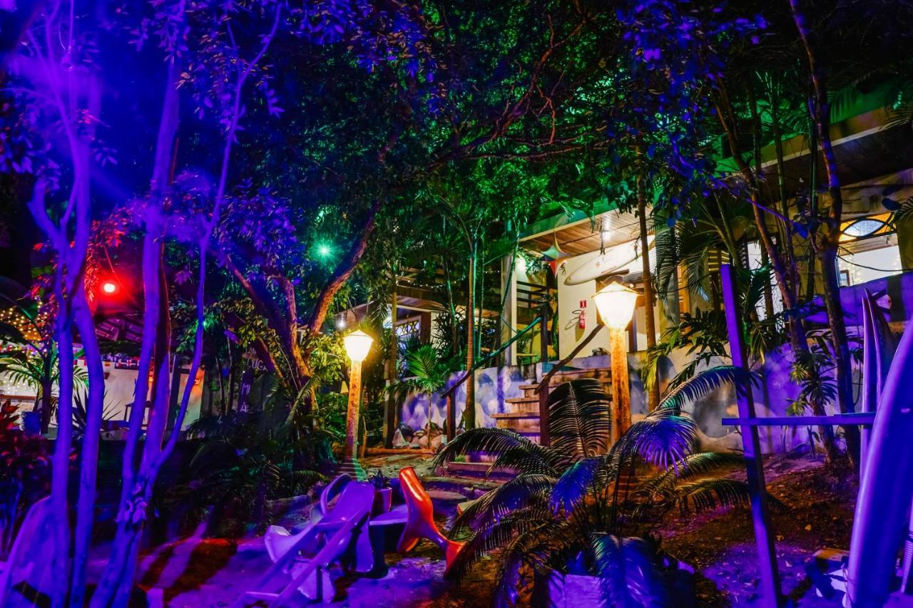 Macaco Surf Hostel Praia de Pipa Exteriör bild